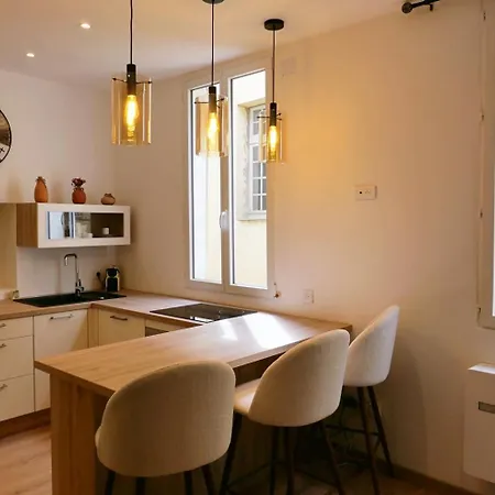 Cocooning Atmosphere Old Nice