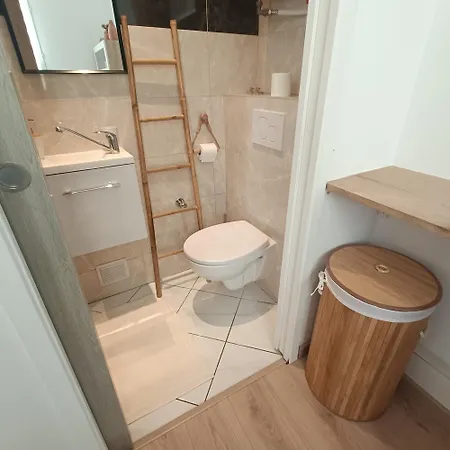 Cocooning Atmosphere Old نيس